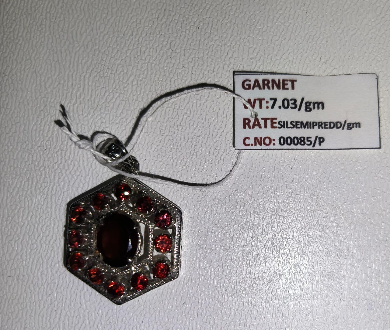 7.03/GM Garnet Natural Pendant