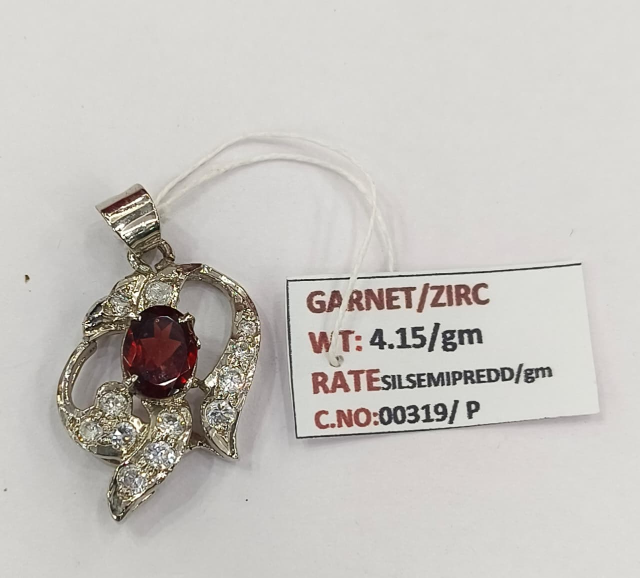 4.15/GM GARNET / ZIRCON (1650)