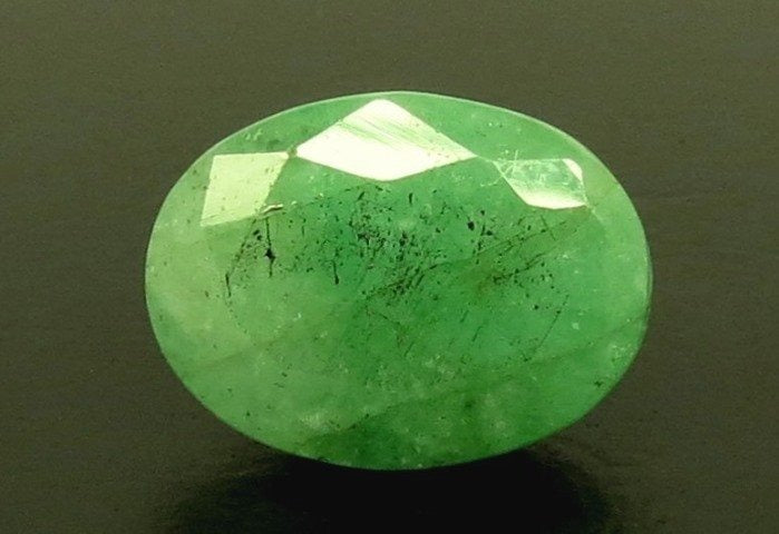 3.99/CT Natural Panna Stone with Govt. Lab Certificate (4444D16151)