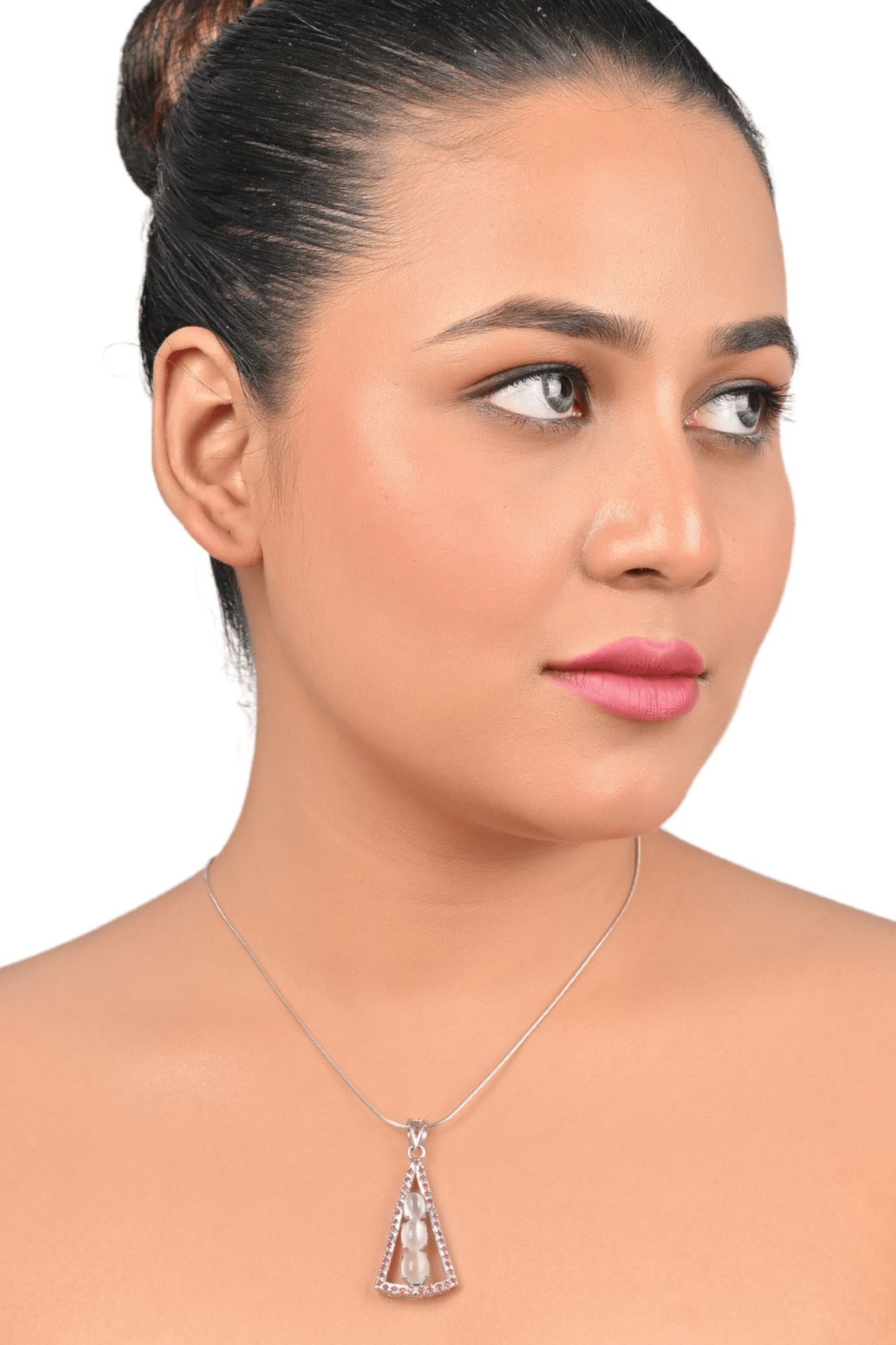 11.00/GM RUBY/ MOON STONE (2750)