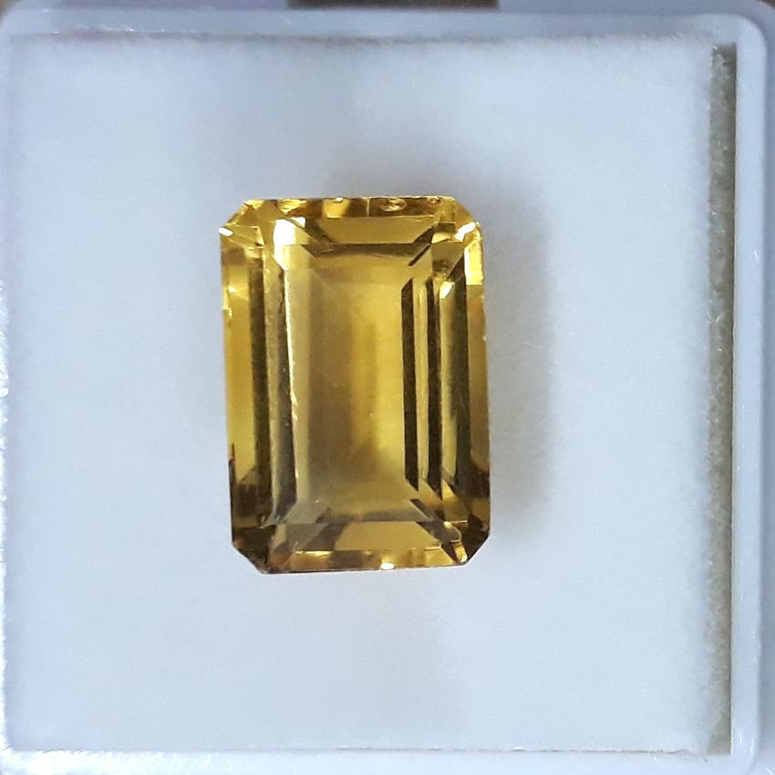 6.44/CT Natural Golden Topaz