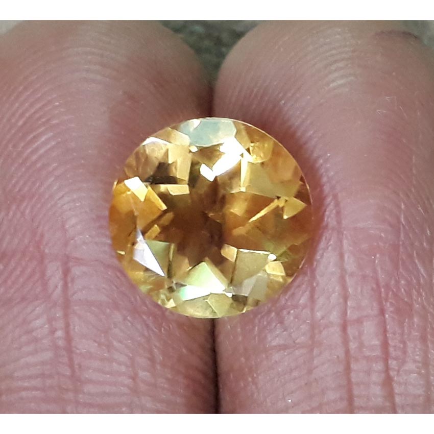 3.16/CT Natural Golden Topaz