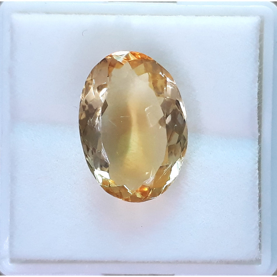 6.79/CT Natural Golden Topaz