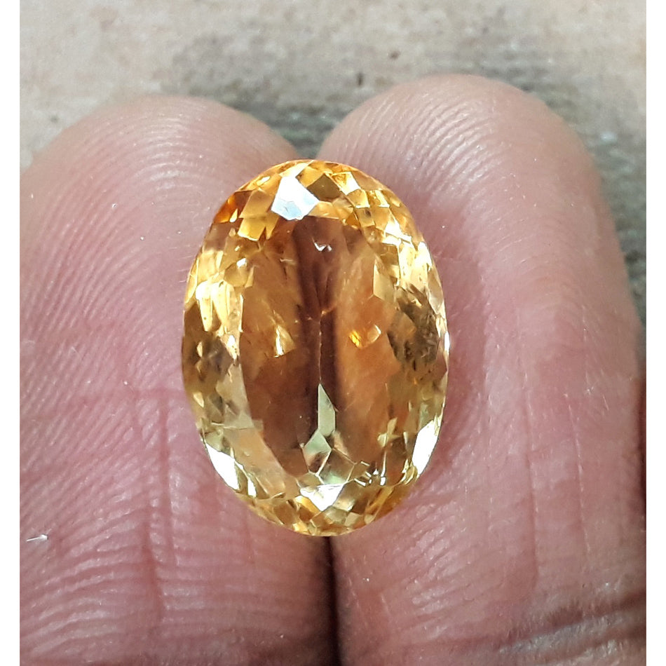 7.63/CT Natural Golden Topaz
