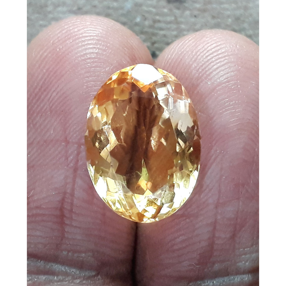 6.70/CT Natural Golden Topaz
