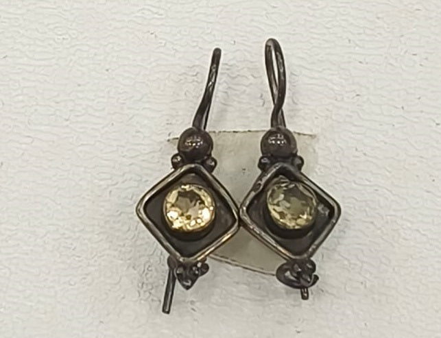 3.40/GM CITRINE SILVER RAJWARA EAR RINGS (525.00)