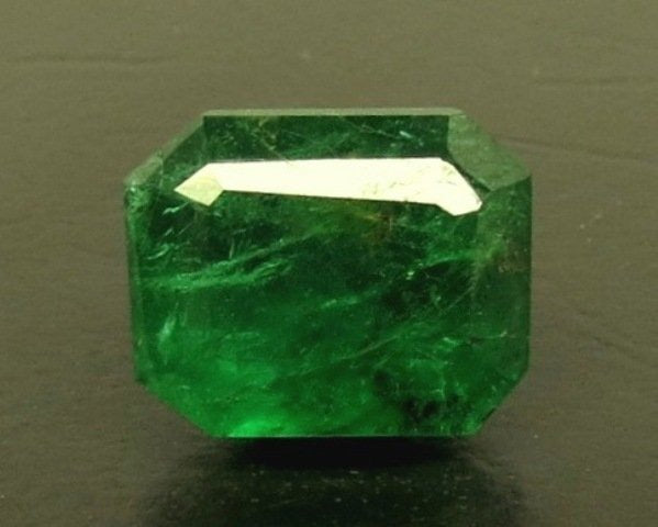 2.89/CT Natural Panna Stone with Govt. Lab Certificate