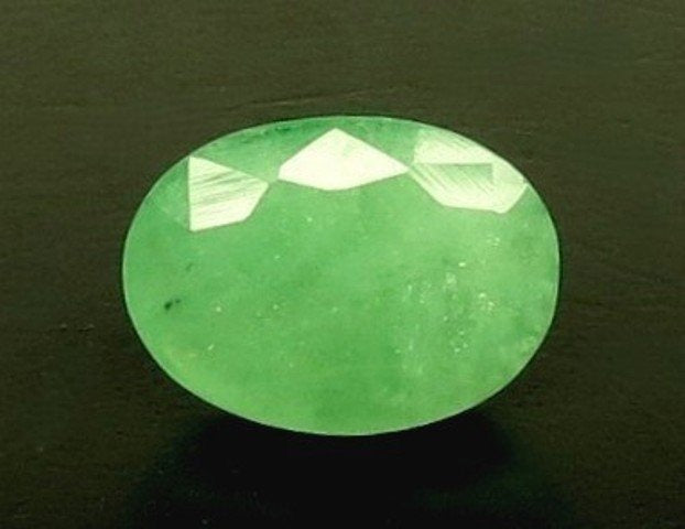 4.90/CT Natural Oval Shape Panna Stone with Govt. Lab Certificate