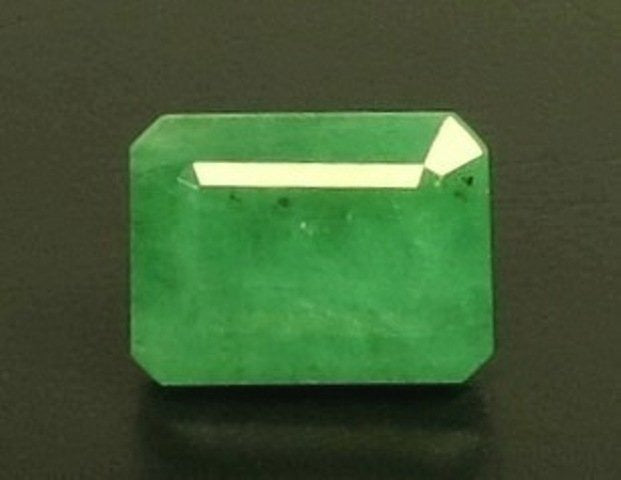 Certified 5.69/CT Natural Panna Gemstone (Govt. Lab)
