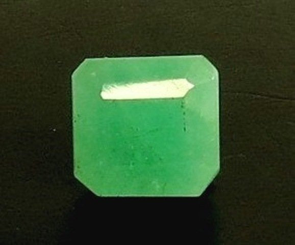 4.66/CT Natural Panna Stone with Govt. Lab Certificate (2331)
