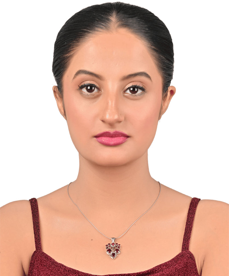 7.03/GM Garnet Silver Pendant