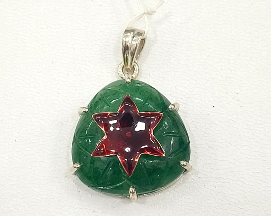 14.17/GM INDIAN JADE ISLVER PENDANT (2750.00)