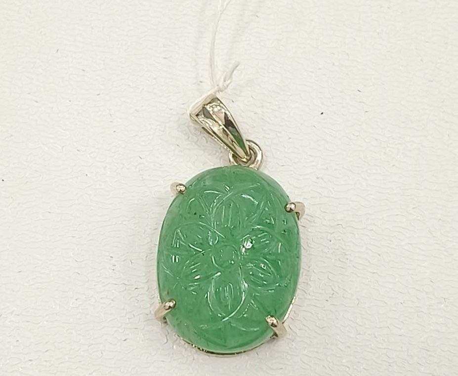 10.13/GM INDIAN JADE SILVER PENDANT (2750.00)