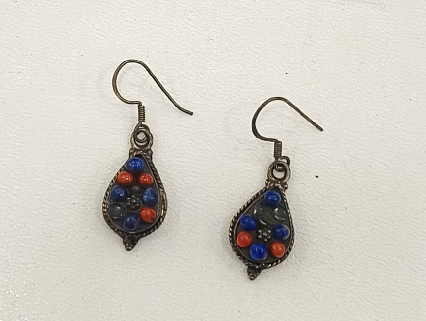 10.00/GM LAPIS CORAL RAJWARA SILVER EAR RINGS (525)