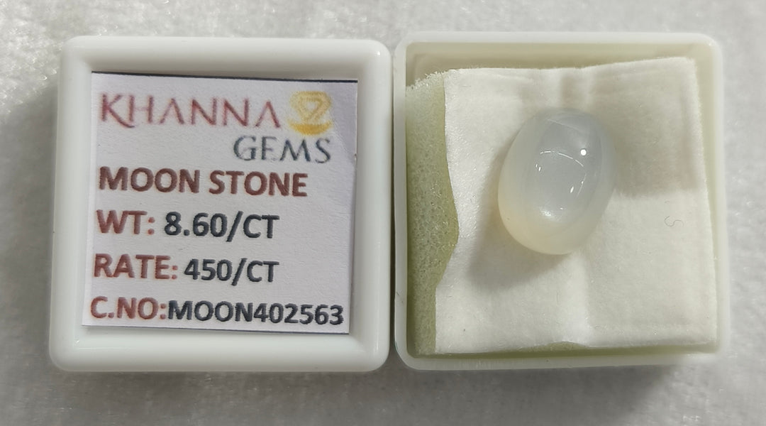 8.6/CT Moon Stone with Govt. Lab Certificate (450)