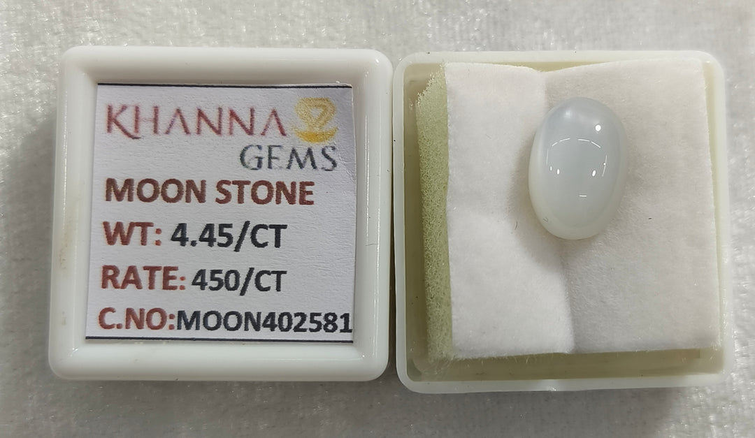 4.45/CT Moon Stone with Govt. Lab Certificate (450)