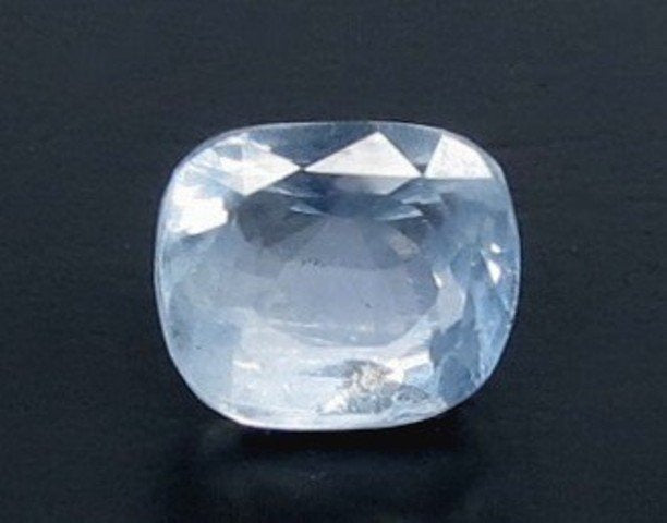 4.75/CT Natural Blue Sapphire With Govt Lab Certificate