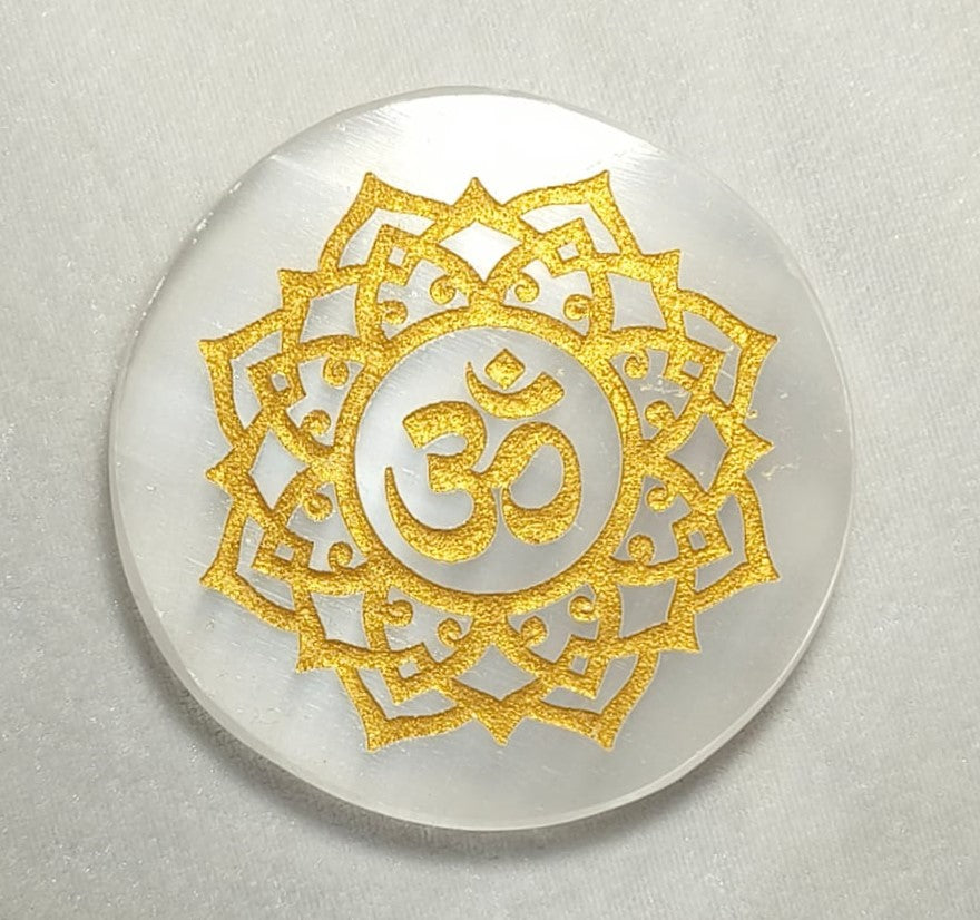 OM SYMBOL ENGRAVED SELENITE ROUND PLATE