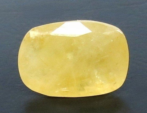 4.05/CT Natural Yellow Sapphire With Govt Lab Certificate (4551)