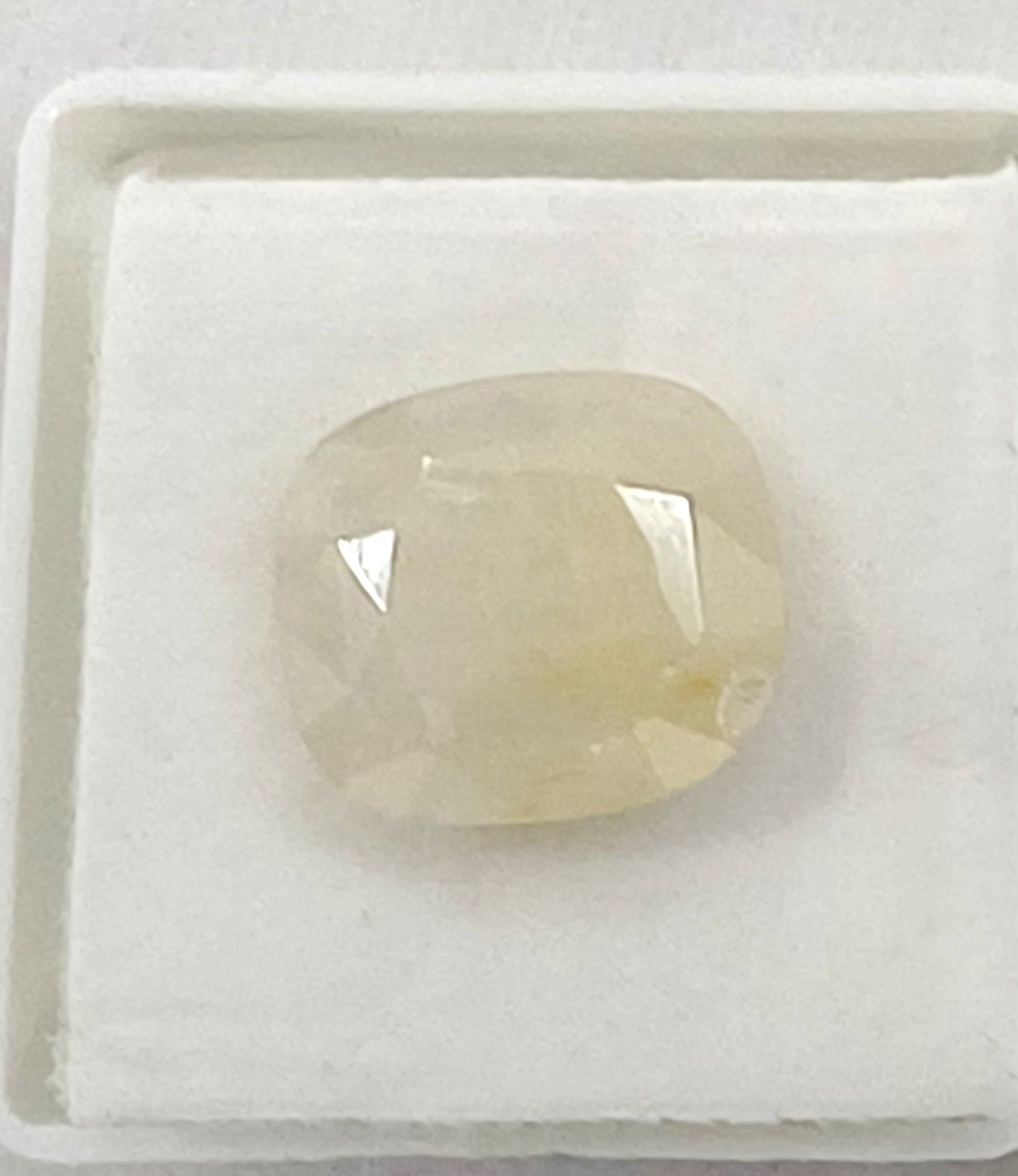 8.52/CT Natural Yellow Sapphire With Govt Lab Certificate (6771)