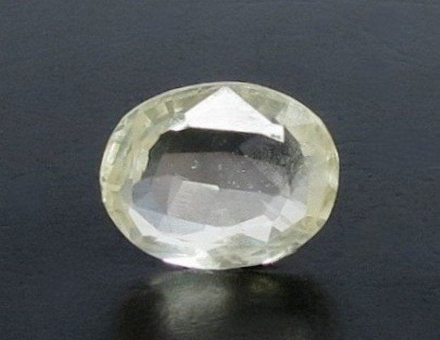 4.91/CT YELLOW SAPPHIRE (PUKHRAJ)
