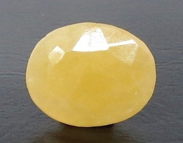 4.05/CT Natural Yellow Sapphire With Govt Lab Certificate (1221)
