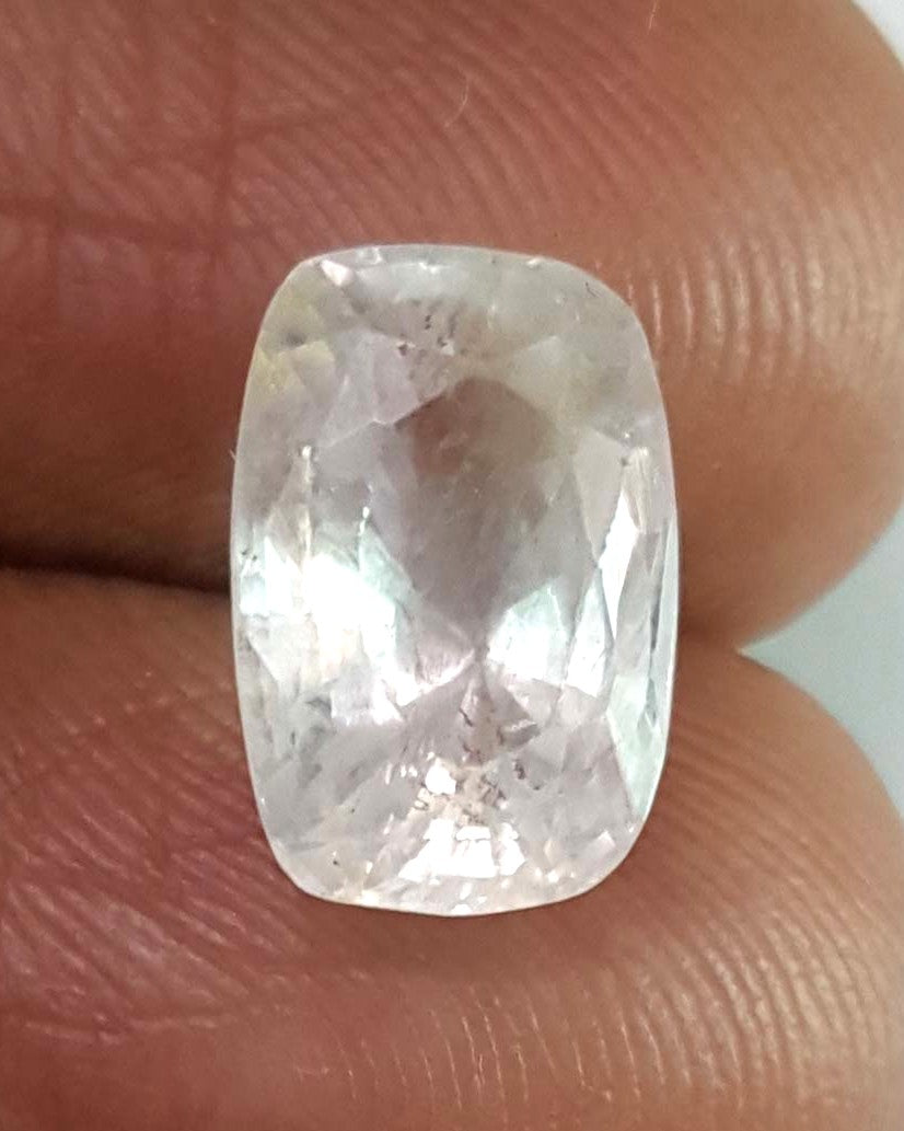 5.00/CT Natural White Sapphire with Govt Lab Certificate-107123