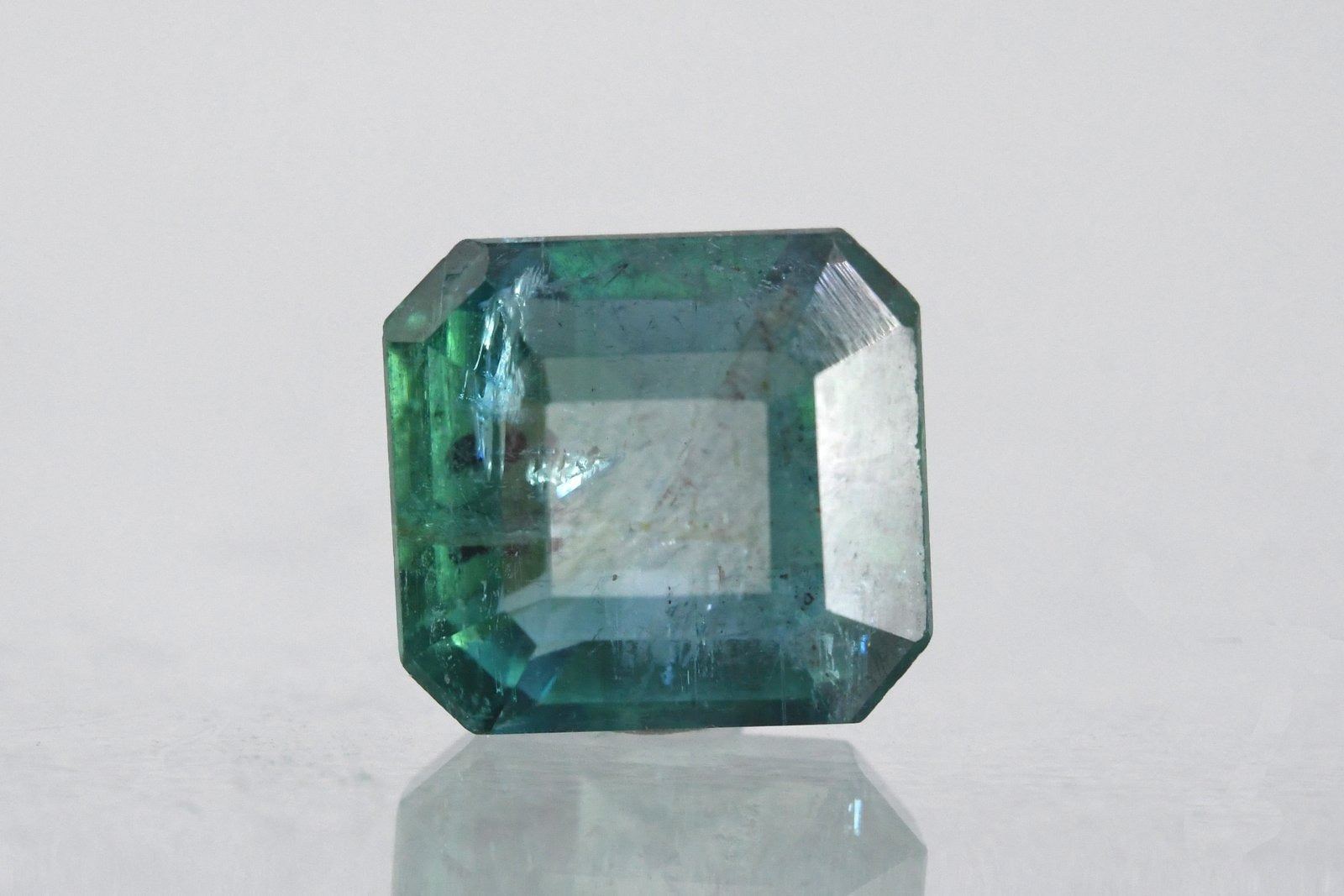 3.75/CT Natural Panna Stone with Govt. Lab Certificate-23310