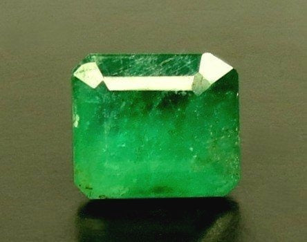 3.87/CT Natural Panna Stone with Govt. Lab Certificate-16650