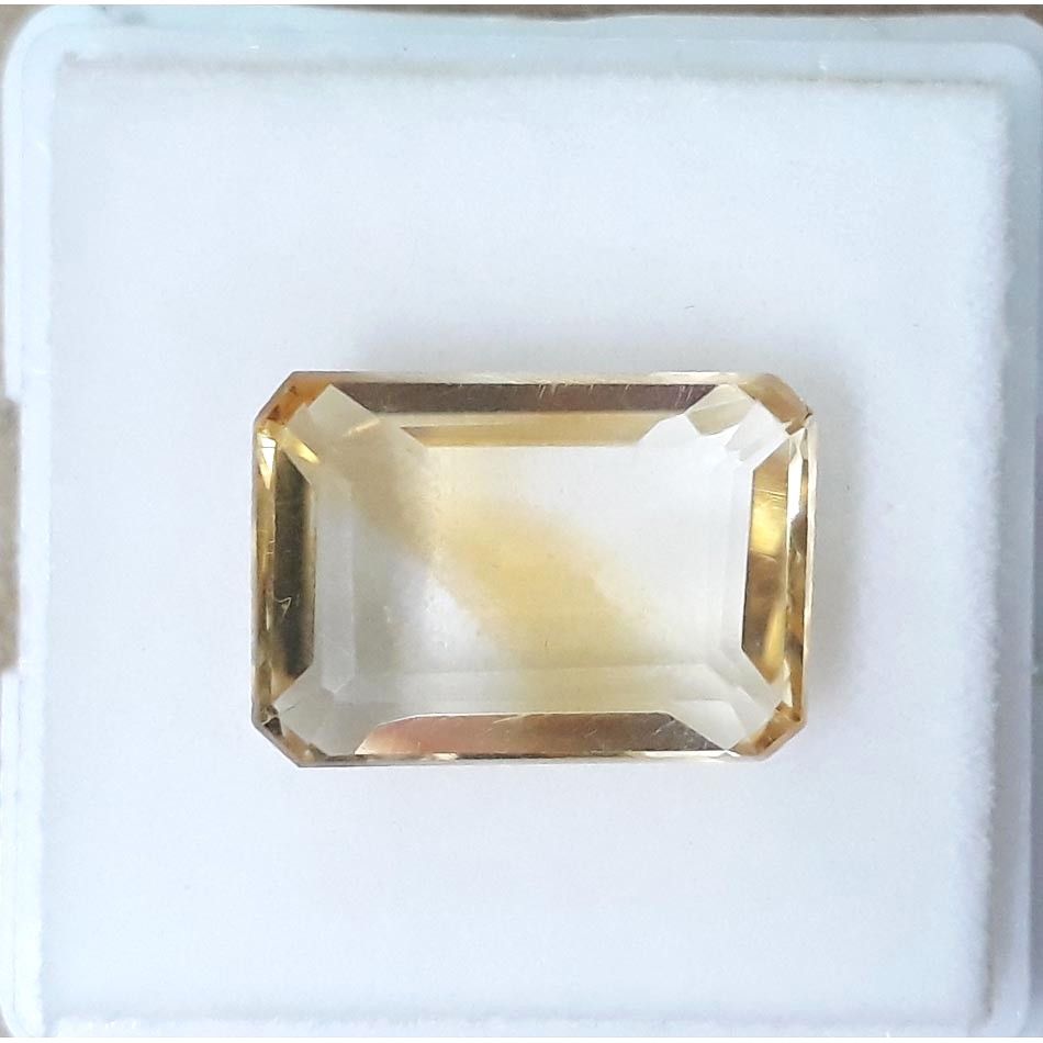 6.66/CT Golden Topaz