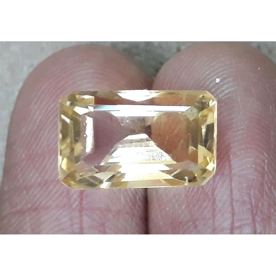 7.66/CT Golden Topaz
