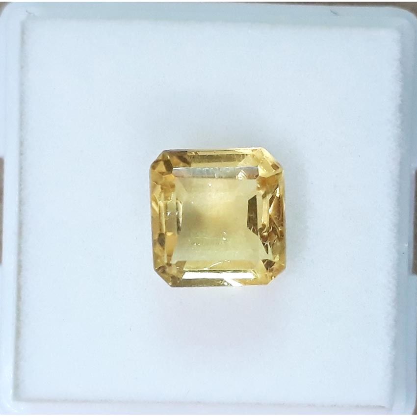 3.28/CT Golden Topaz