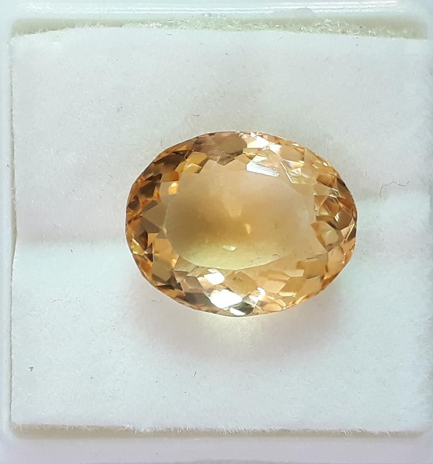 5.82/CT Natural Goldan Topaz Gemstone