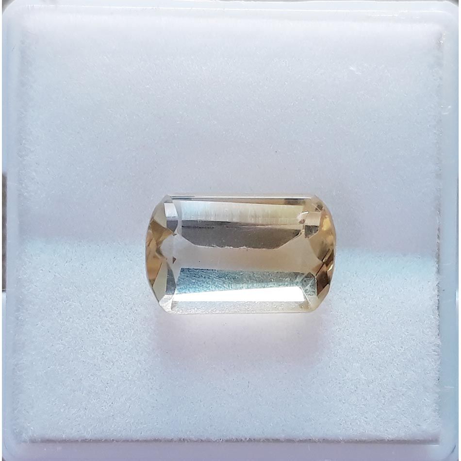 3.20/CT Natural Goldan Topaz Gemstone