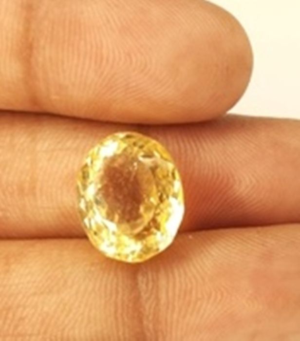 8.15/CT Natural Golden Topaz