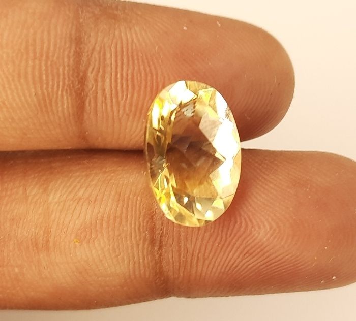 6.05/CT Natural Golden Topaz