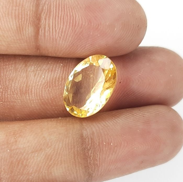 4.40/CT Natural Golden Topaz