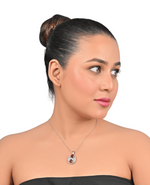 Load image into Gallery viewer, 4.77/GM GARNET / ZIRCON (1650)