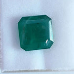 Load image into Gallery viewer, 4.40/CT Natural Panna Stone with Govt Lab Certificate (4551)