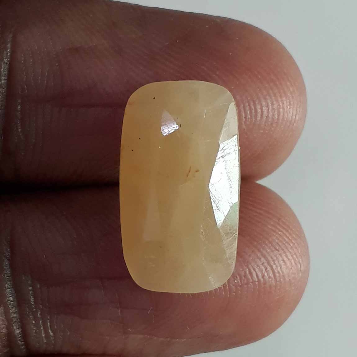 9.49 Ratti Natural yellow sapphire with Govt Lab Certificate-(101789)
