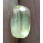 Load image into Gallery viewer, 2.01/CT Natural yellow Sapphire with Govt Lab Certified (YELSA9T)