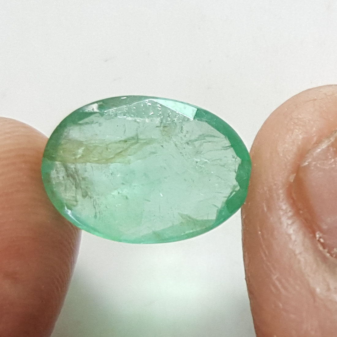 4.29 Ratti Natural Oval Shap Emerald Stone with Govt. Lab Certificate (12210)