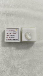 Load and play video in Gallery viewer, 6.35/CT Moon Stone with Govt. Lab Certificate (450)