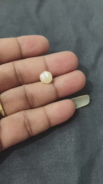 Load and play video in Gallery viewer, 3.26/CT Natural Basra Pearl with Govt. Lab Certificate (44000)