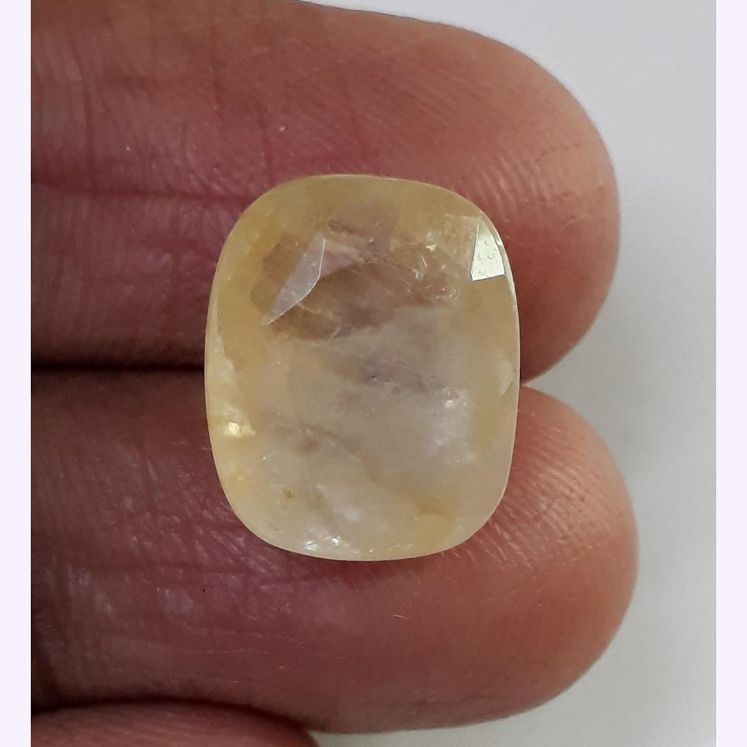 11.14 Ratti yellow sapphire with Govt Lab Certificate-(6771)