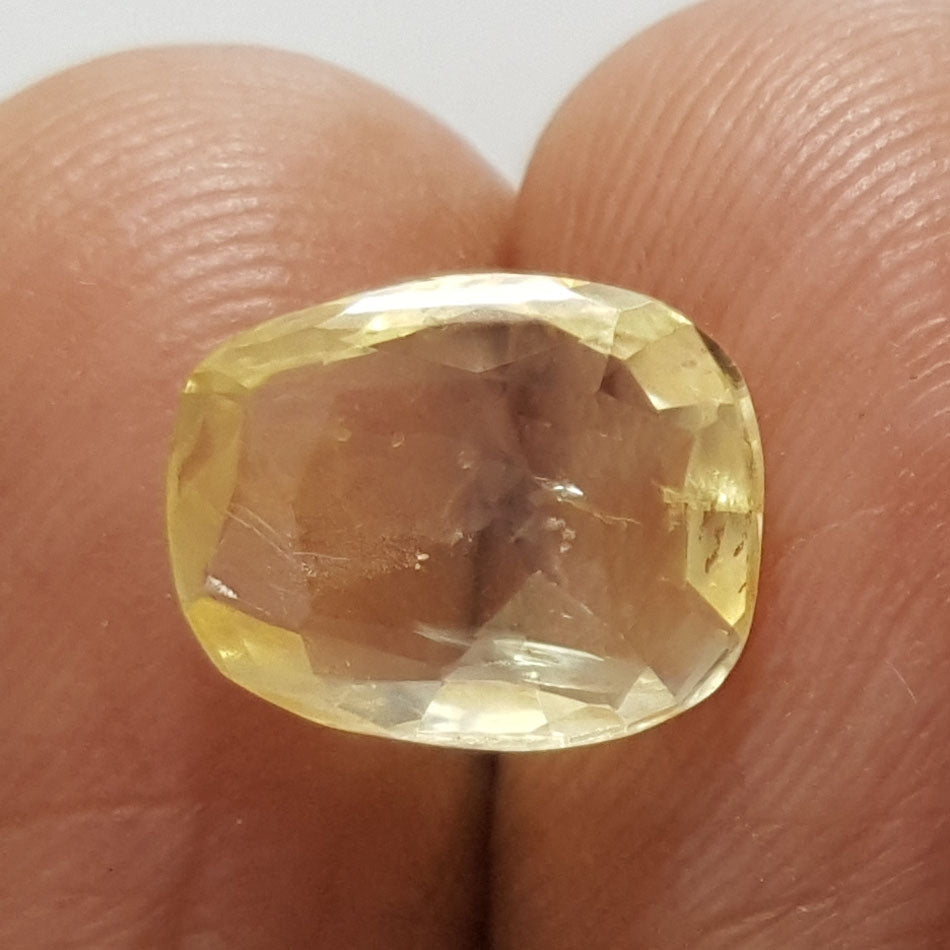 3.10/CT Natural Yellow Sapphire With Govt Lab Certificate-(YELSA9V)