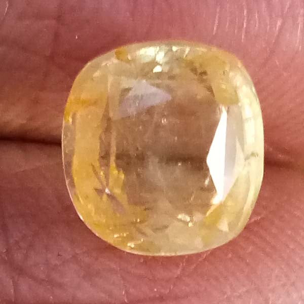 5.62/CT Yellow Sapphire with Govt Lab Certificate