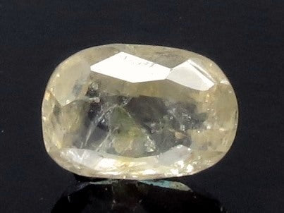 4.06/CT Natural Ceylonese Pukhraj with Govt Lab Certificate