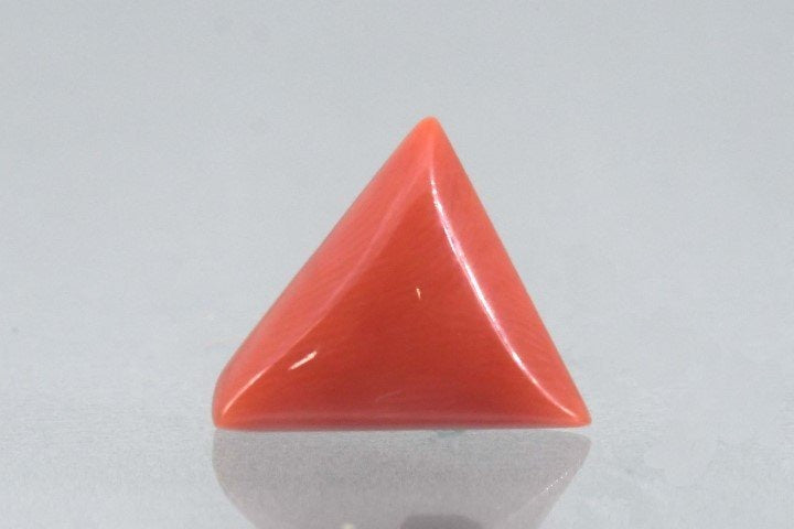 5.28/CT Natural Triangular Red Coral-1800