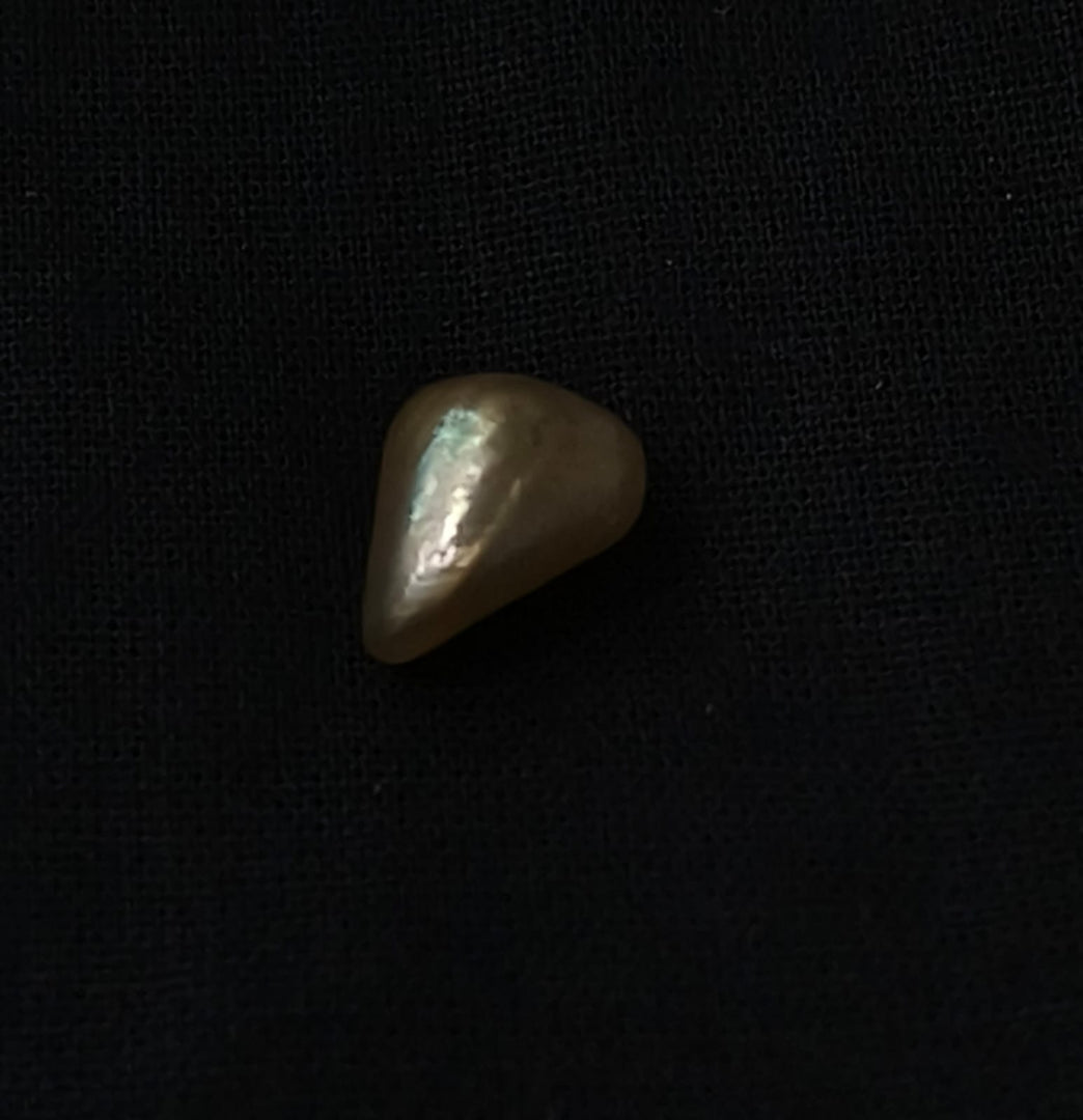 4.27/CT Natural Basra Pearl with Govt. Lab Certificate (44000)
